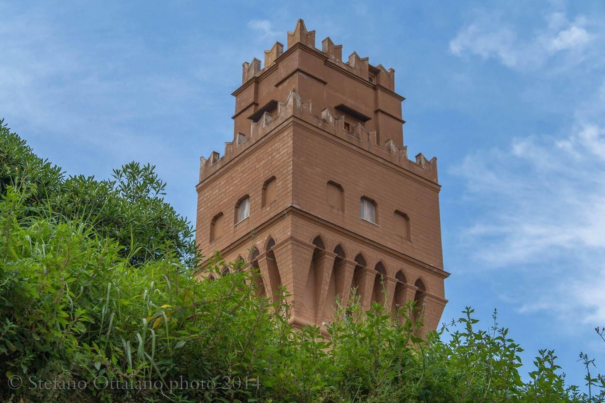 ナポリ La Torre Di Ro Bed & Breakfast エクステリア 写真